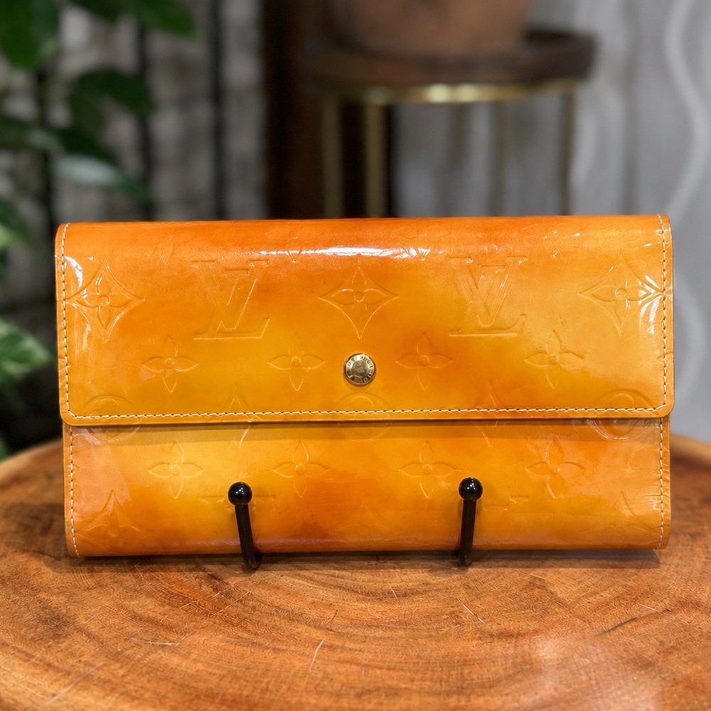 Louis Vuitton Vernis Sarah Wallet Sunset Amber Honey Patina